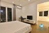  Beautiful corner villa with Garden for rent in Vinhomer Riverside - Long Bien
